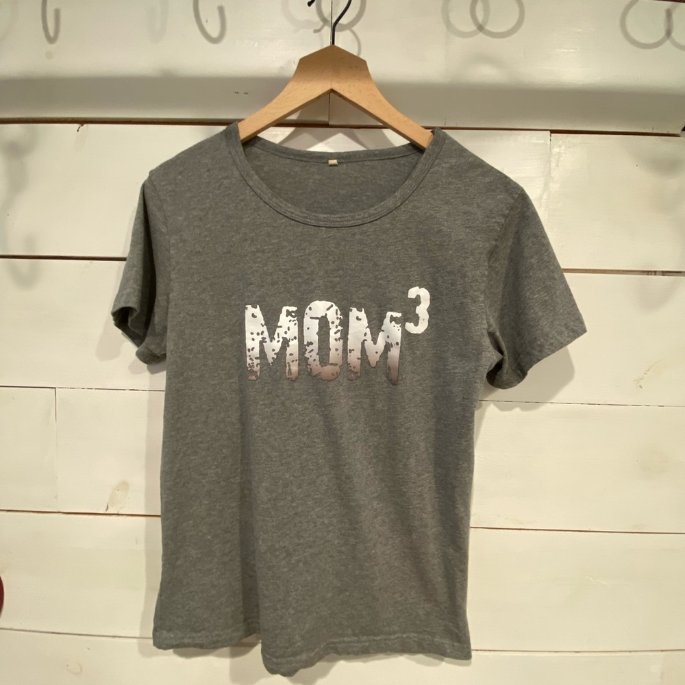 Gray MOM³ Print